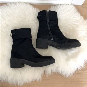 VINTAGE FENDI BOOTS